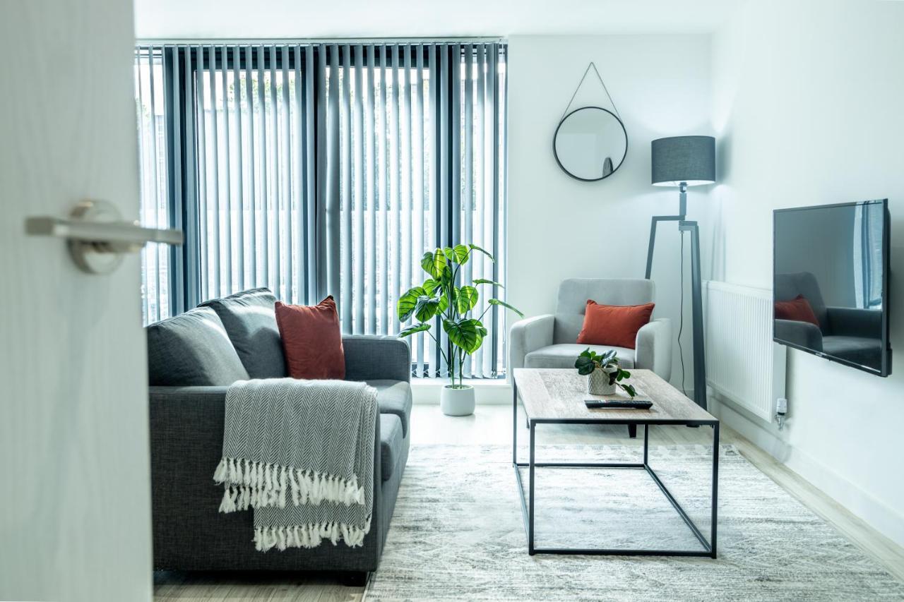 Modern Luxe 1 & 2 Bed Apts Near Granby Plaza By Sojo Stay Leicester Bagian luar foto