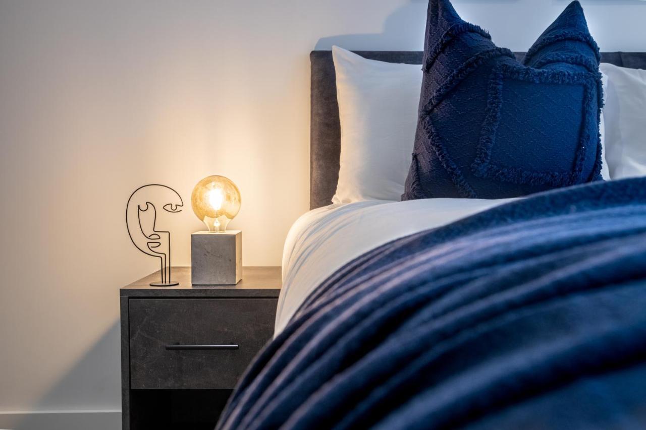 Modern Luxe 1 & 2 Bed Apts Near Granby Plaza By Sojo Stay Leicester Bagian luar foto
