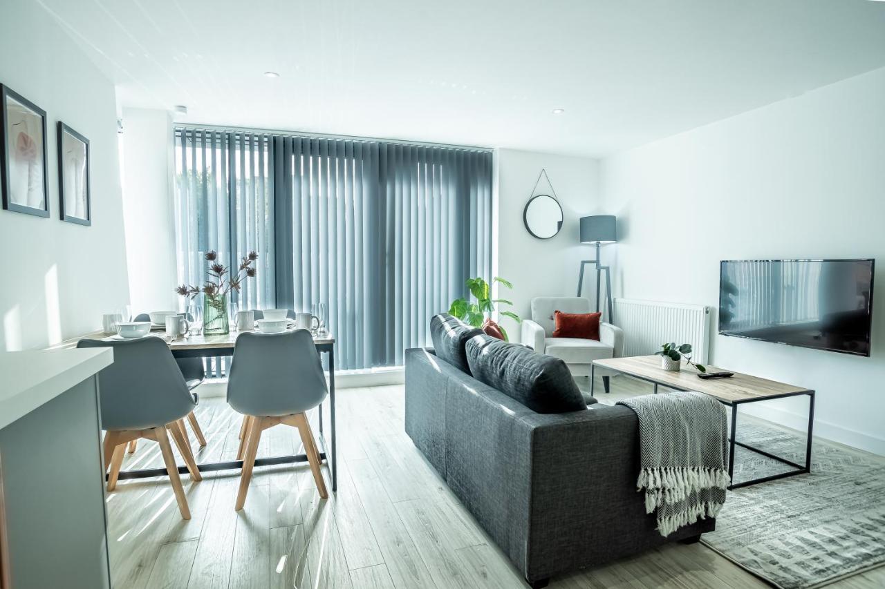 Modern Luxe 1 & 2 Bed Apts Near Granby Plaza By Sojo Stay Leicester Bagian luar foto